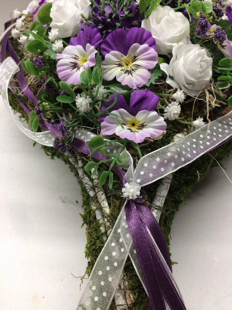 Seidenblumen Grabschmuck Herz Rose – handgefertigt