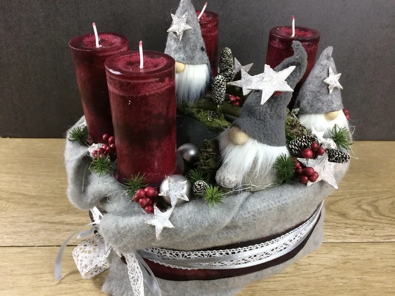 Runder Adventskranz 25cm Wichtel – stilvoll mehrjährig