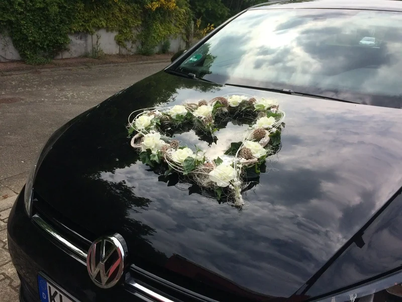 Hochzeits Autoschmuck 3-teilig – Seidenblumen Set Herz Schleifen