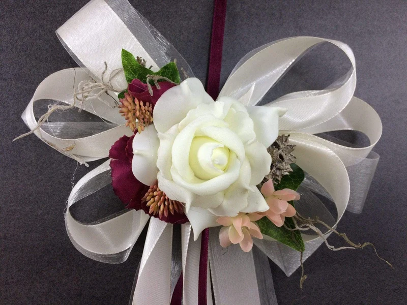 Seidenblumen Hochzeit Schleifen 2er Set – Autoschmuck Brautauto