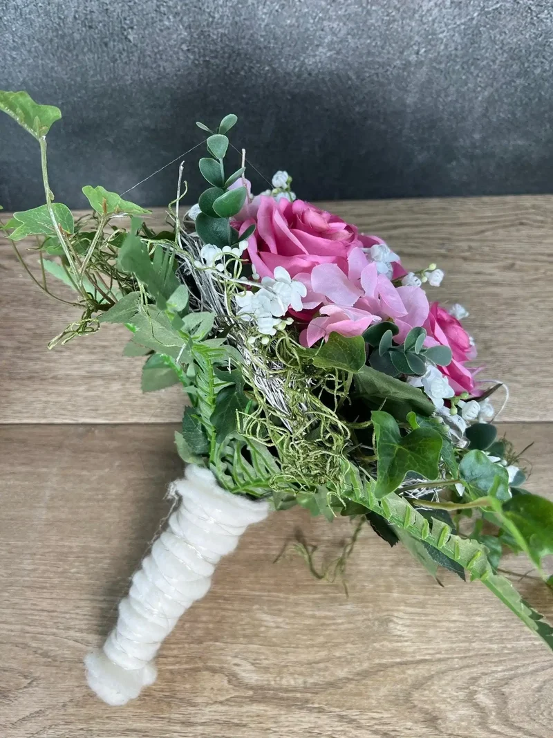 Grabgesteck mit Hortensie – Seidenblumen Grabschmuck