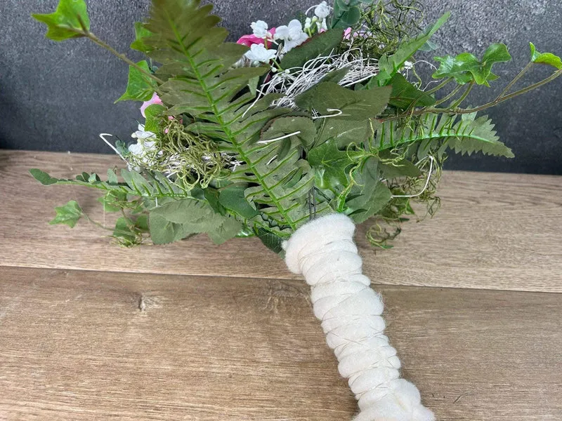 Grabgesteck mit Hortensie – Seidenblumen Grabschmuck