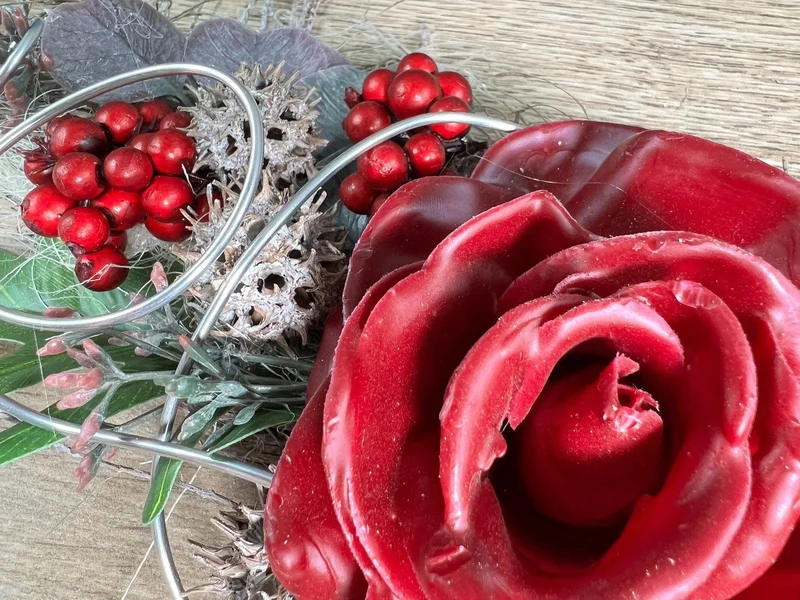 Seidenblumen Grabgesteck Wachsrose – Grabdekoration handgefertigt