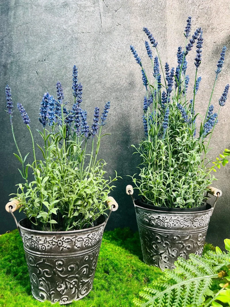 Künstlicher Lavendel Seidenblumen – Lavendelbusch im Topf langlebig