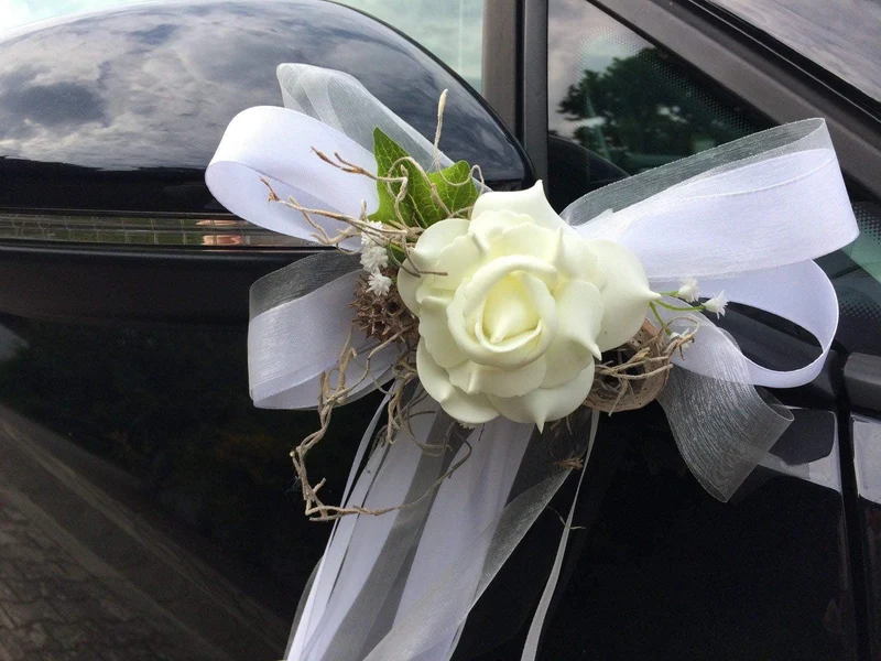 Autoschleifen Brautauto Hochzeit – Seidenblumen 2er Set Schmuck