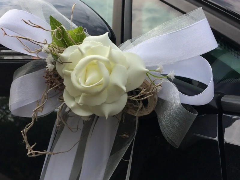 Autoschleifen Brautauto Hochzeit – Seidenblumen 2er Set Schmuck