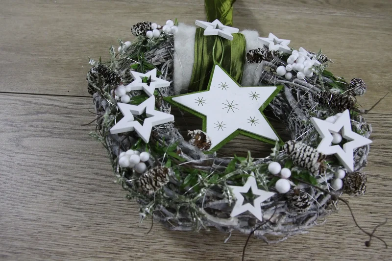 Weihnachtskranz Haustür – festlich Tanne Naturmaterialien