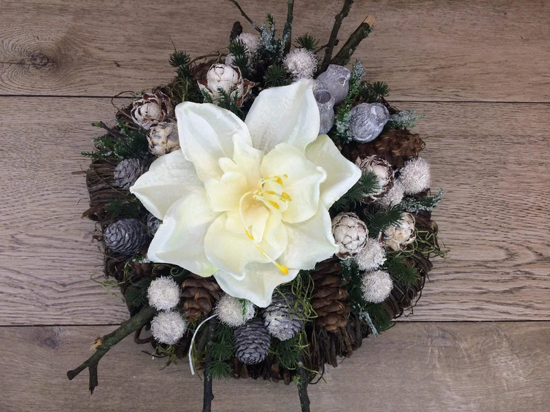 Grabgesteck 32cm mit Amaryllis – Grabschmuck Seidenblumen Wunschfarbe