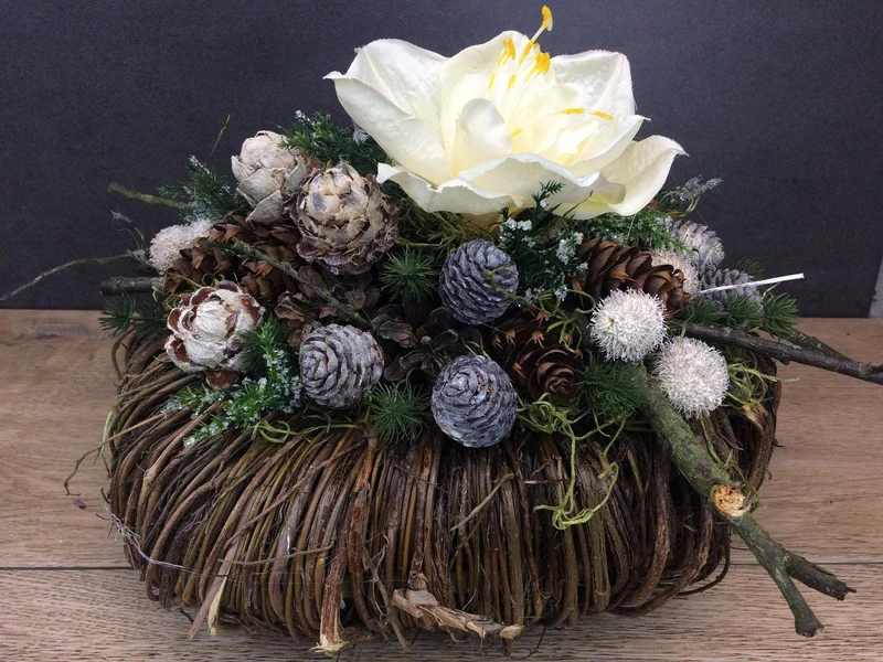 Grabgesteck 32cm mit Amaryllis – Grabschmuck Seidenblumen Wunschfarbe