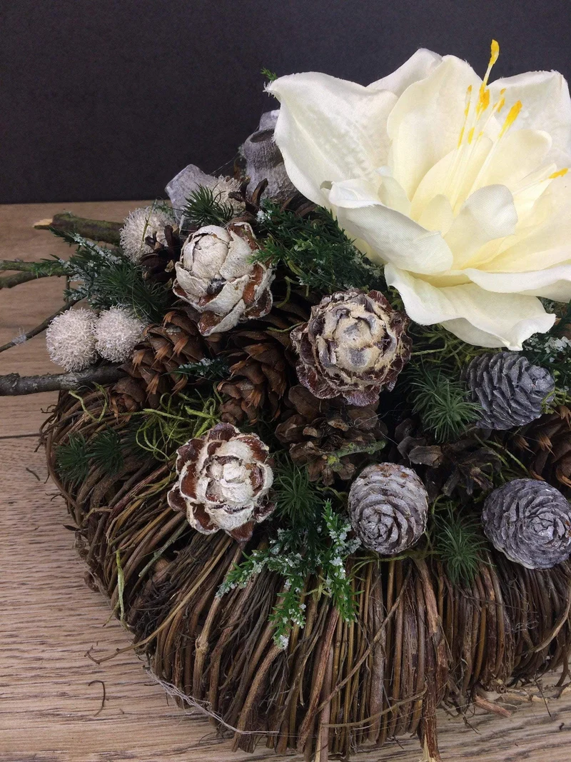 Grabgesteck 32cm mit Amaryllis – Grabschmuck Seidenblumen Wunschfarbe