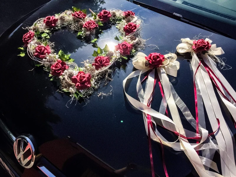 Autoschmuck Hochzeit 3-teilig Seidenblumen – Herz Schleifen Set
