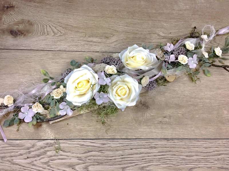 Tischgesteck Eukalyptus Rosen lang – Hochzeit Tischdeko Wunschfarbe