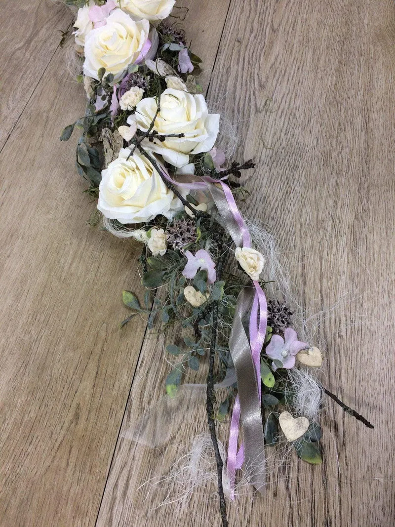 Tischgesteck Eukalyptus Rosen lang – Hochzeit Tischdeko Wunschfarbe