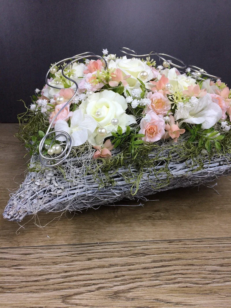Seidenblumen Grabschmuck Herz Rose – handgefertigt – für Außenbereich