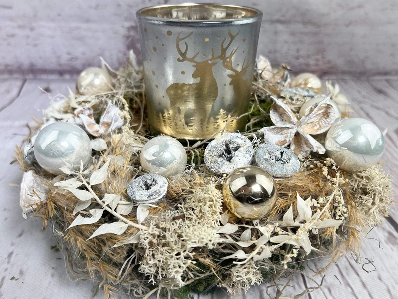 Adventsgesteck 23cm mit Windlicht – Trockenblumen und Naturmaterialien