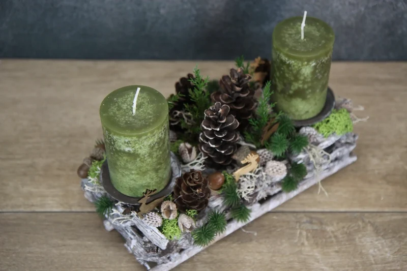 Adventsgesteck Hirsch länglich – Tablett Naturmaterialien mehrjährig