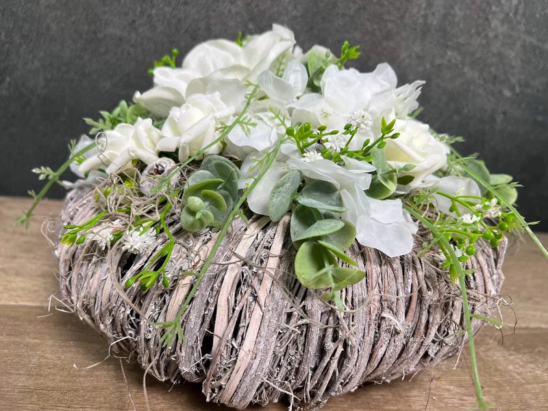 Amaryllis Grabgesteck Seidenblumen – handgefertigter Grabschmuck