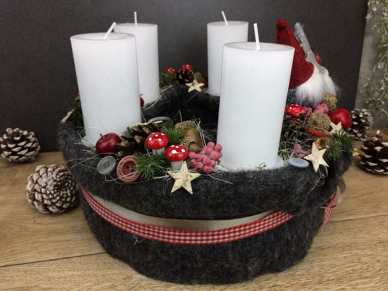 Adventskranz klassisch rund – stilvoll mehrjährig mit Tanne