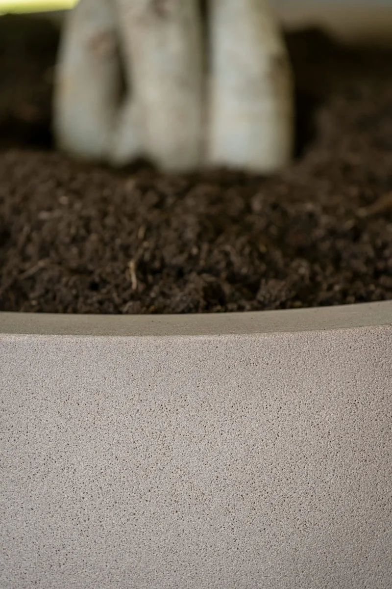 Pflanzkübel Jesslyn Taupe aus Fiberstone