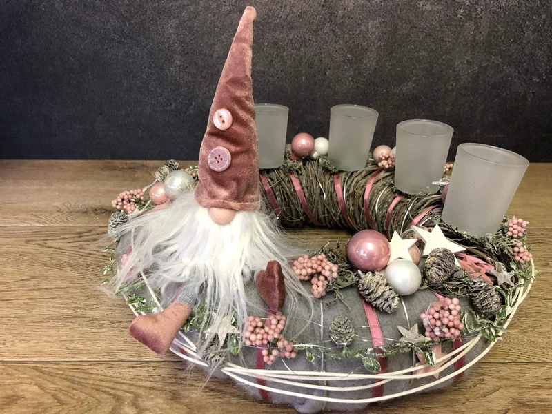 Runder Adventskranz Wichtel Gläser – stimmungsvolle Weihnachtsdeko mit