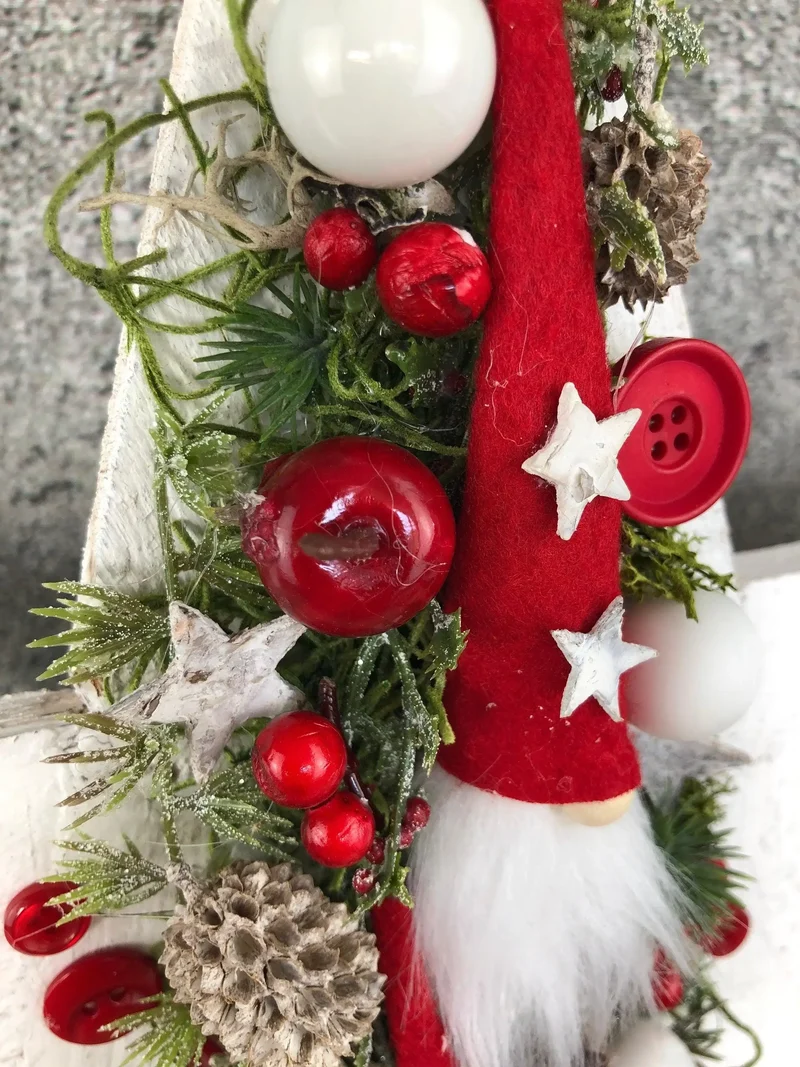 Fensterschmuck Stern 40cm mit Wichtel – Weihnachtsdeko LED Wunschfarbe