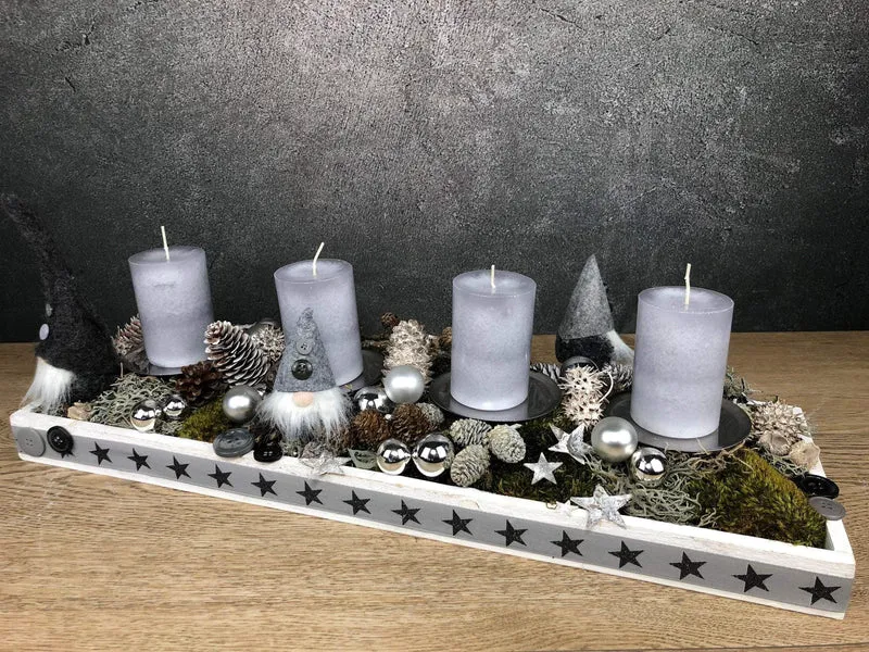 Adventsgesteck länglich Wichtel Tablett – mehrjährig Advent