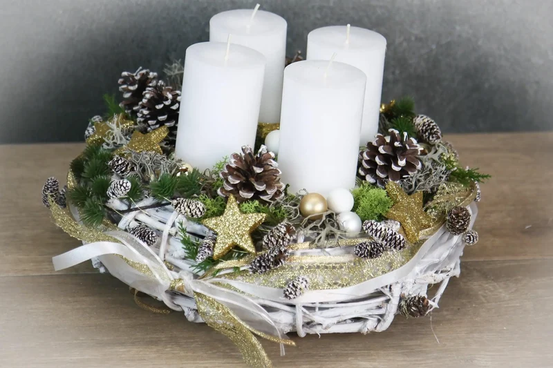 Adventskranz gefrostet rund – stilvoll langlebig