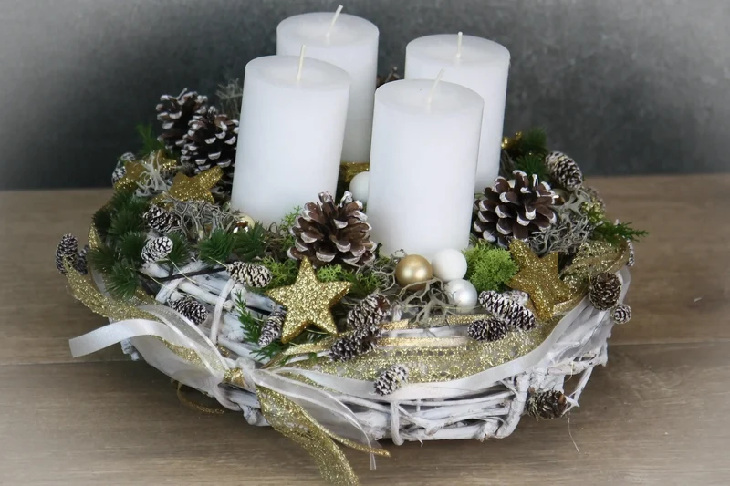 Adventskranz gefrostet rund – stilvoll langlebig