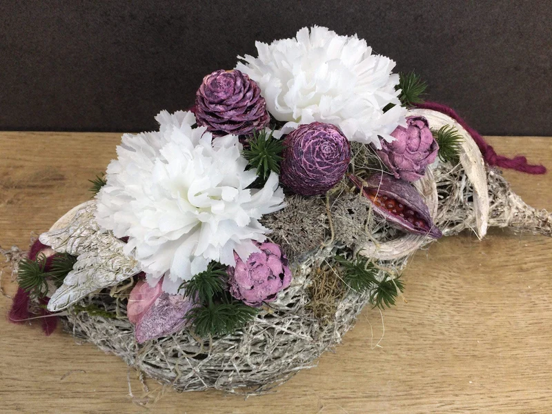 Grabgesteck Nelke Seidenblumen – langlebiger Grabschmuck