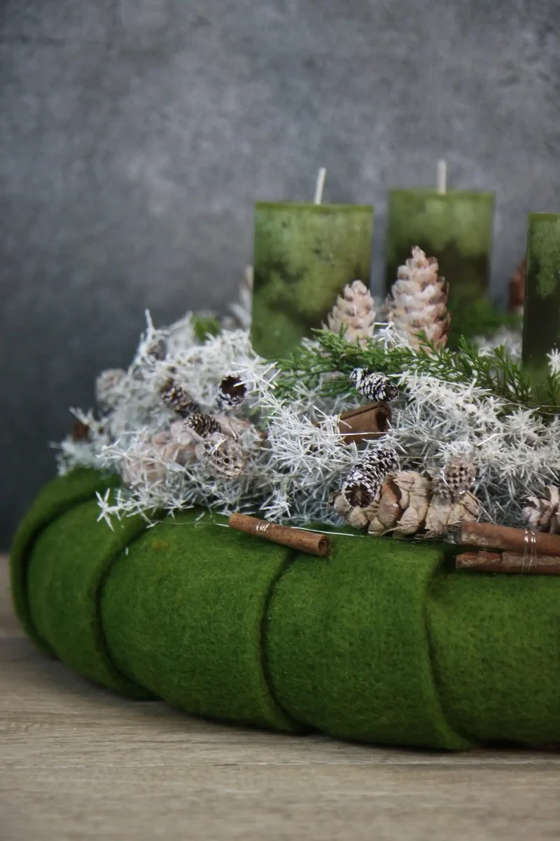 Adventskranz rund mit Asparagus – natürlich & mehrjährig