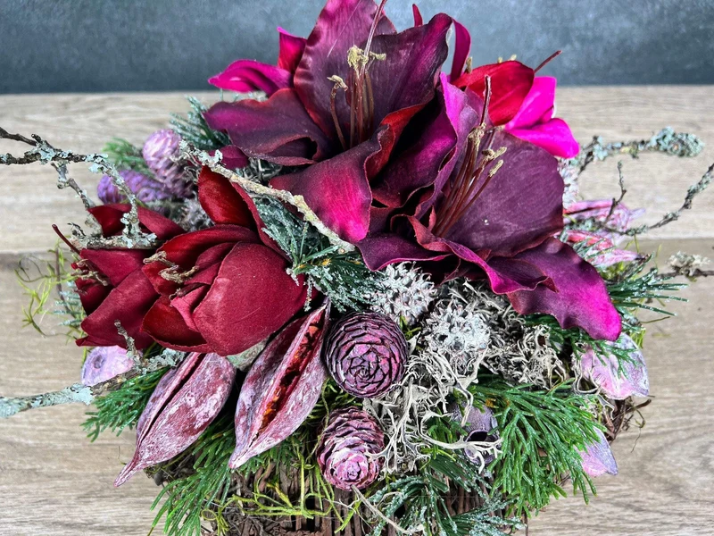 Grabgesteck Amaryllis Seidenblumen – ausdrucksstarke Grabdeko