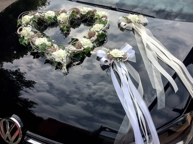Autoschmuck Set 3-teilig Hochzeit Seidenblumen – Herz und Schleifen –