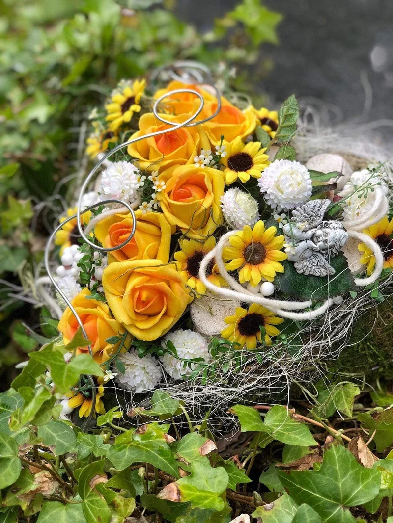 Grabherz Sonnenblume Seidenblumen – langlebiger Grabschmuck