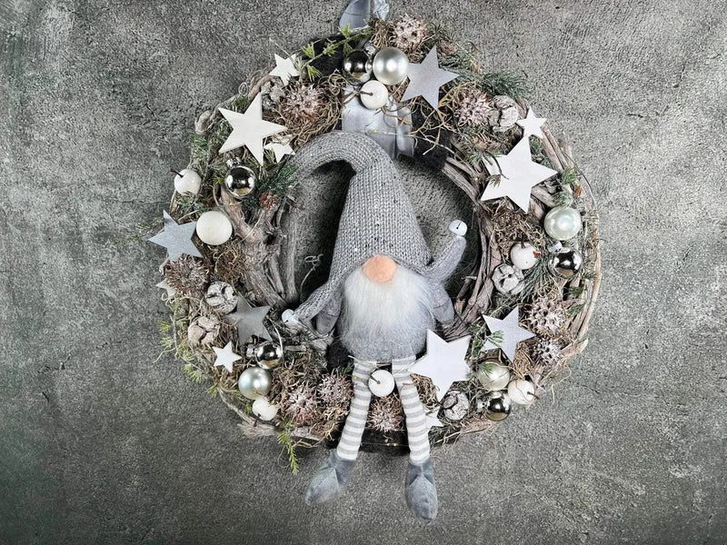 Weihnachtlicher Türkranz mit Wichtel 45cm – Wunschfarbe handgefertigt