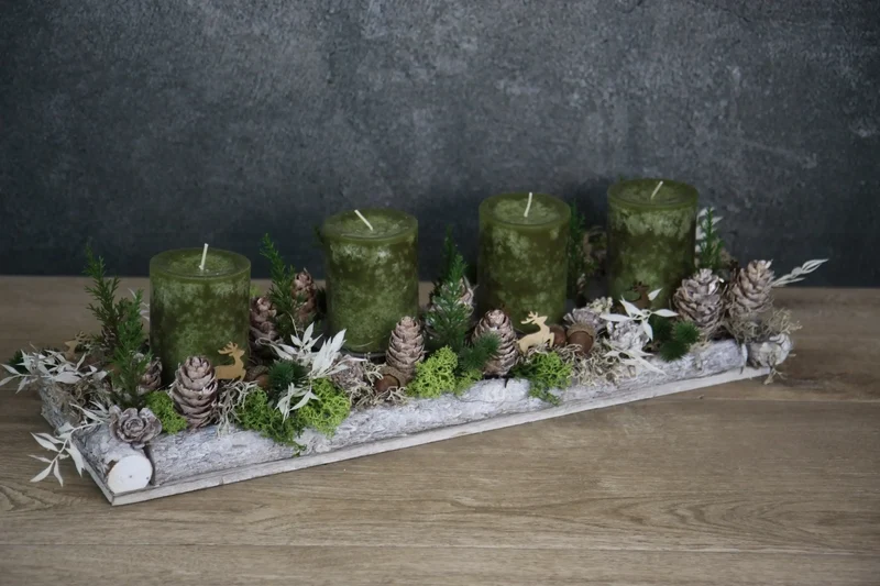 Adventsgesteck länglich Hirsch Tablett – Advent Naturmaterialien