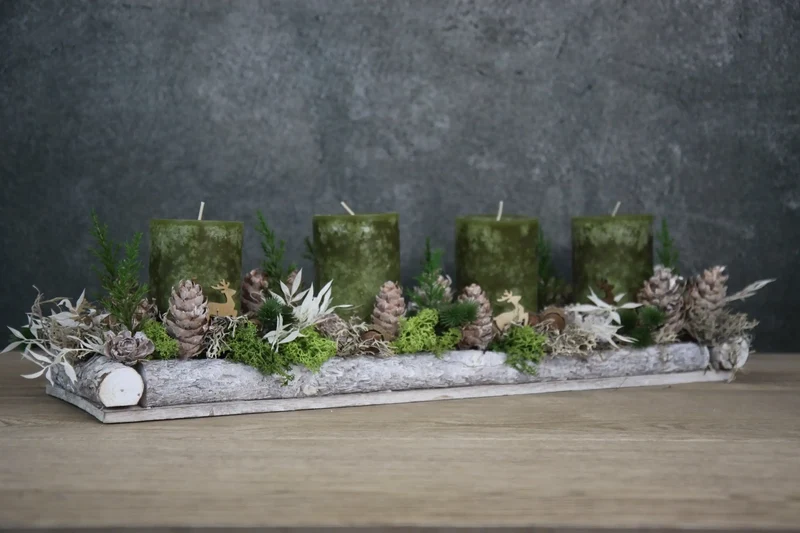 Adventsgesteck länglich Hirsch Tablett – Advent Naturmaterialien
