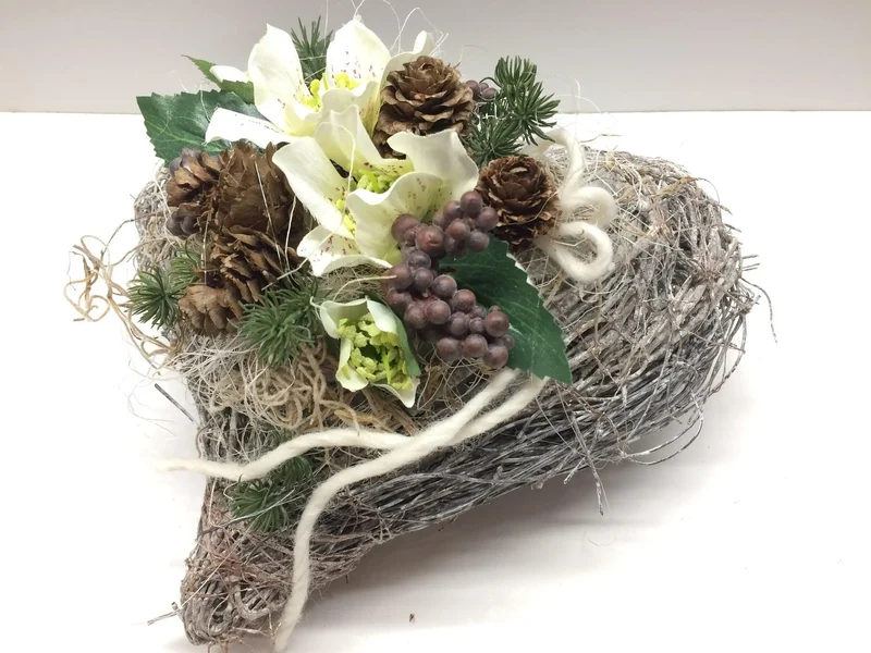 Seidenblumen Grabherz Christrose – Grabdekoration handgefertigt