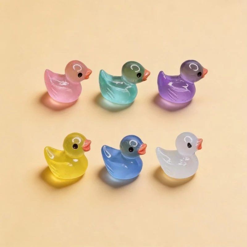 Ducks - Set of 7 - Miniature Figurines - Glow in the dark - ↑ 2 cm