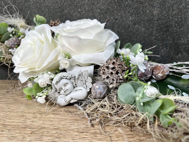 Grabgesteck Rose Seidenblumen – langlebiger Grabschmuck