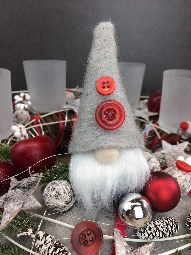 Adventskranz Wichtel rund – stilvoll langlebig handgefertigt mi