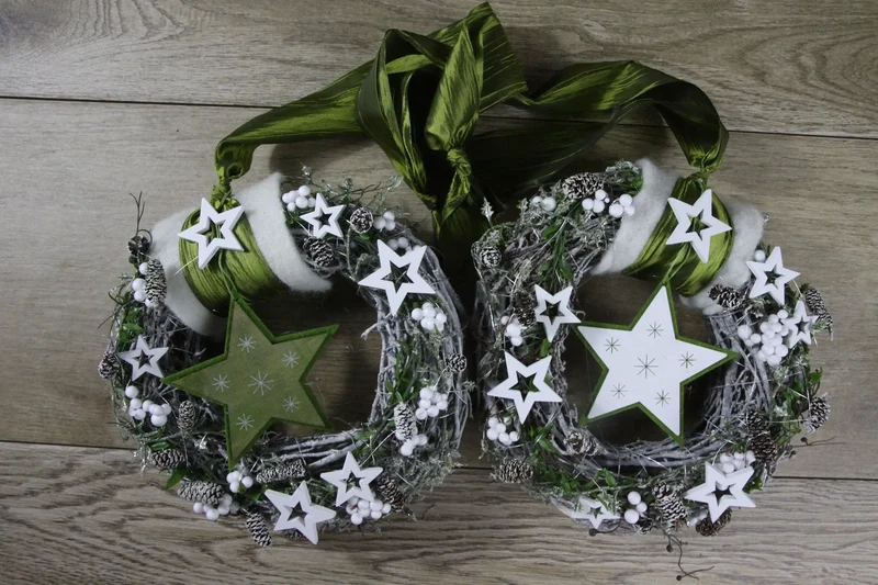 Weihnachtskranz Türdeko – Tanne Sterne handgefertigt langlebig