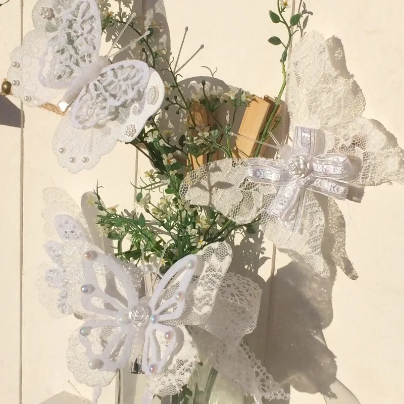 Schmetterlinge Deko Seidenblumen – dekorativer Akzent für Kränze