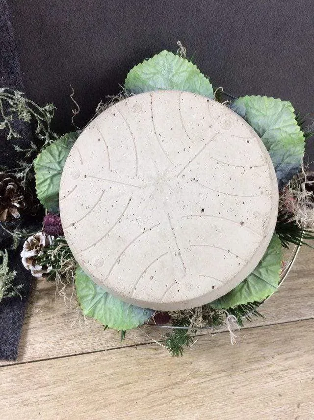 Seidenblumen Grabschmuck Rose – langlebige Grabgestaltung