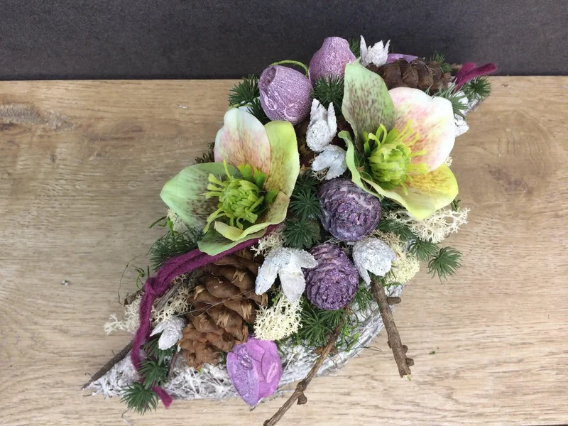 Grabgesteck Christrose Seidenblumen – langlebiger Grabschmuck – für Au
