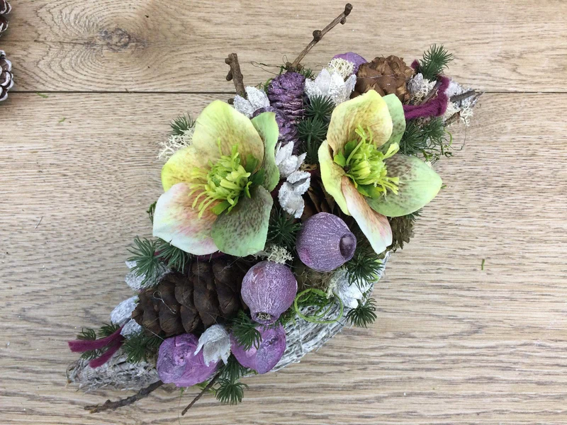 Grabgesteck Christrose Seidenblumen – langlebiger Grabschmuck – für Au