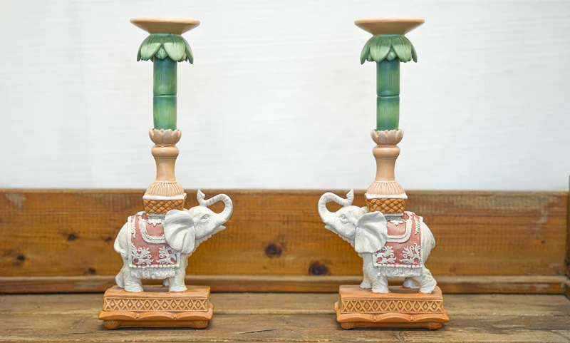 Candle holder - Elephant Natural/Pink - Polyresin - ↑ 34,5 cm