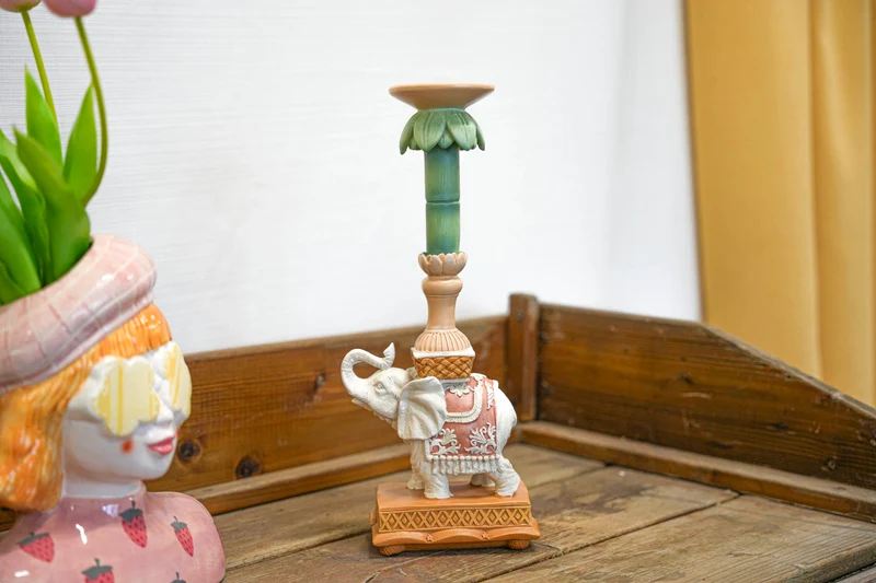 Candle holder - Elephant Natural/Pink - Polyresin - ↑ 34,5 cm