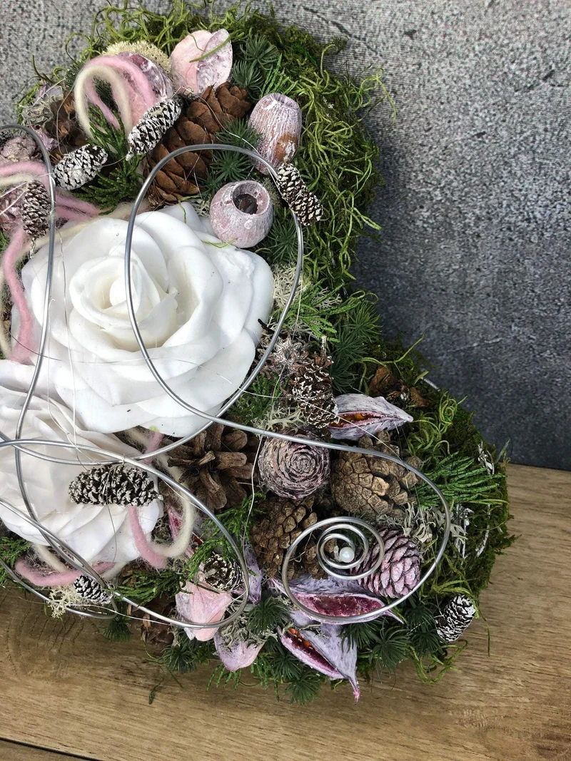 Grabschmuck Herz Wachsrose Seidenblumen – würdevoll & langlebig – wetterfest