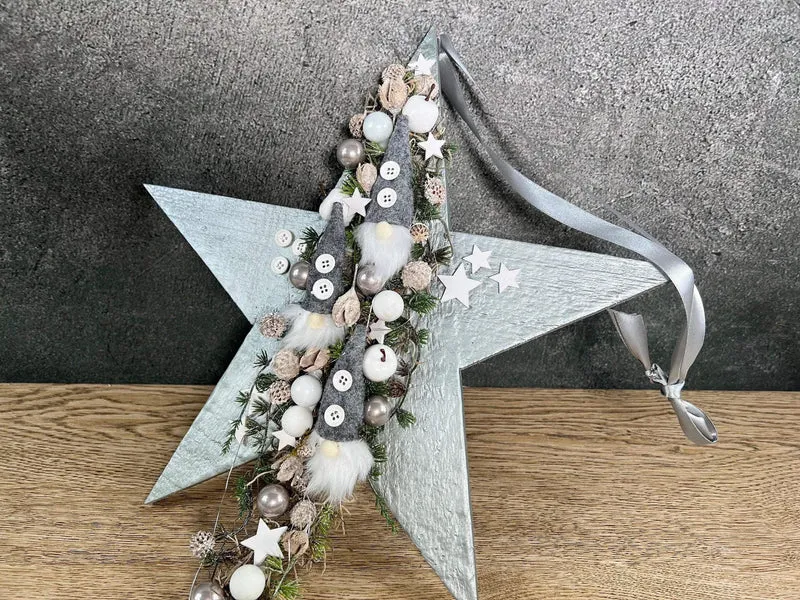 Weihnachtlicher Stern 40cm Wichtel – Fensterdeko LED langlebig