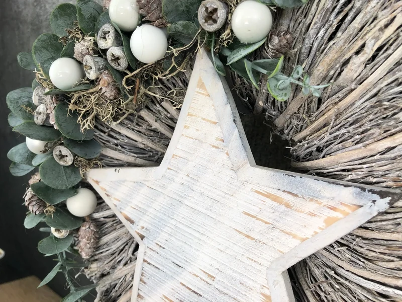 Weihnachtskranz Eukalyptus – Türkranz Weihnachten modern